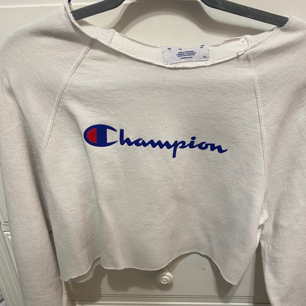 Custom Champion Crop